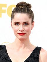 Amanda Peet