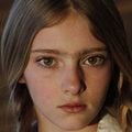 Fotoğraf Willow Shields