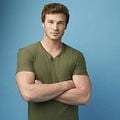 Fotoğraf Derek Theler