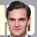 Fotoğraf Tom Bateman
