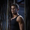Fotoğraf Charlie Carver