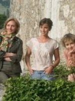 3 femmes... un soir d'été görüntüsü