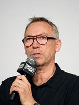 Simon McQuoid'un fotoğrafi