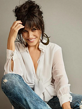 Ayşegül Aldinç'un fotoğrafi