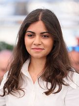 Hadis Pakbaten'un fotoğrafi