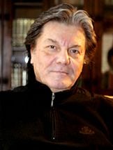 Kazım Akşar'un fotoğrafi