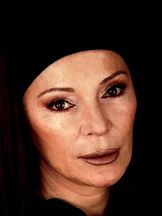 Işık Yenersu'un fotoğrafi