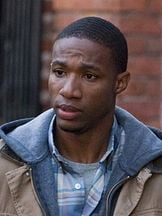 Arlen Escarpeta'un fotoğrafi