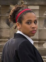 Jennifer Lotsi'un fotoğrafi