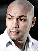 Kamel Laadaili'un fotoğrafi