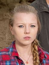 Charlotte Beaumont'un fotoğrafi