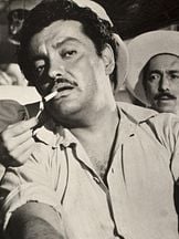 Luis Aceves Castaneda'un fotoğrafi