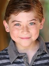 Raymond Ochoa'un fotoğrafi