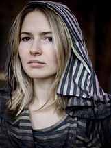 Elin Hansdottir'un fotoğrafi