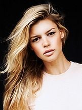 Kelly Rohrbach'un fotoğrafi
