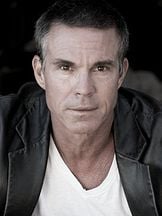 Ash Adams'un fotoğrafi