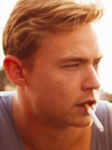 Dennis Mojen'un fotoğrafi