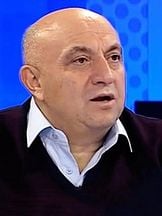 Sinan Engin'un fotoğrafi