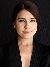 Buse Varol'un fotoğrafi