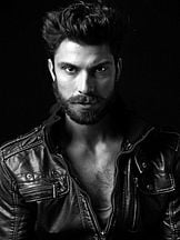 Armağan Oğuz'un fotoğrafi