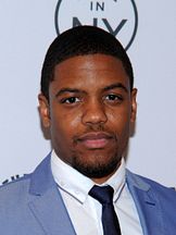 Jon Michael Hill'un fotoğrafi