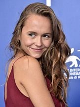 Lou Luttiau'un fotoğrafi