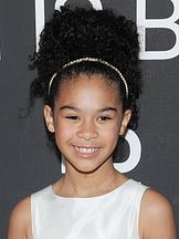 Mia Fowler'un fotoğrafi