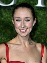 Erin Doherty'un fotoğrafi