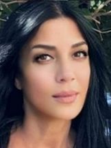 Oya Prosçiler'un fotoğrafi