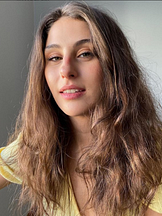 Selin Dumlugöl'un fotoğrafi