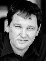 John Pirruccello'un fotoğrafi