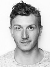 Tom Varey'un fotoğrafi