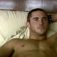 Fotoğraf Derek Magyar