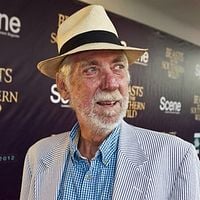 Fotoğraf Lowell Landes