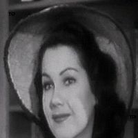 Fotoğraf Jeanne Bates