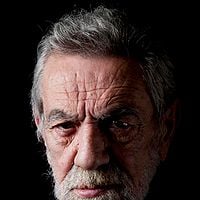 Fotoğraf Aydemir Akbaş