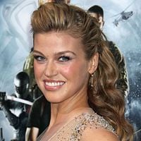 Fotoğraf Adrianne Palicki