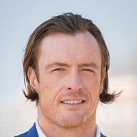 Fotoğraf Toby Stephens