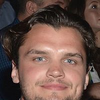 Fotoğraf Ray Nicholson