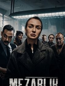 Mezarlık posteri