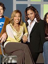 Love, Inc. Sezon 1 posteri