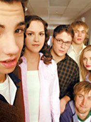 Undeclared Sezon 1 posteri