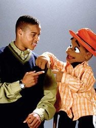 Cousin Skeeter Sezon 3 posteri