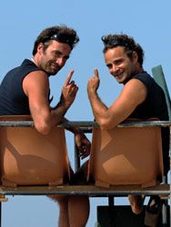 2 Baigne Sezon 1 posteri