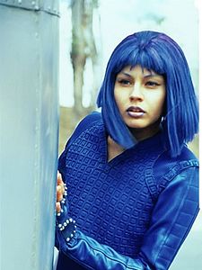 Cybergirl Sezon 1 posteri