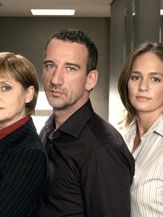 Deadline - Jede Sekunde zählt Sezon 1 posteri