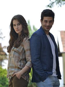 Kalbim Ege'de Kaldı Sezon 1 posteri