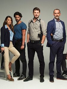 Şehrin Melekleri Sezon 1 posteri