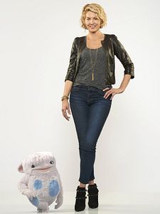 Imaginary Mary Sezon 1 posteri