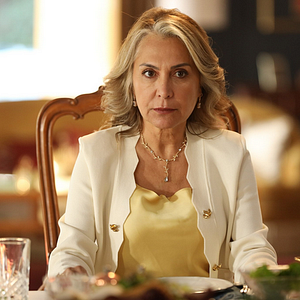 Fotoğraf Aynadaki Yabancı